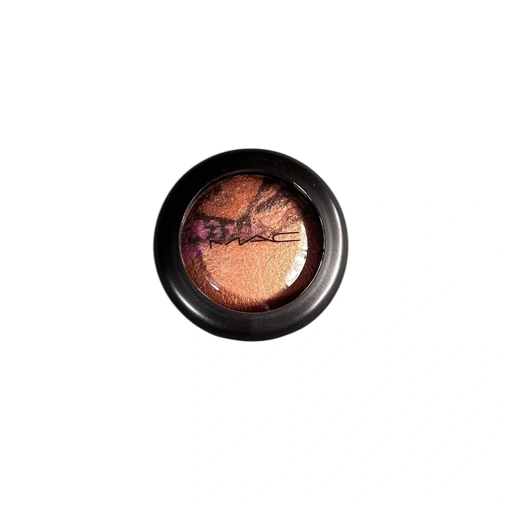 MAC Cosmetics stunning rare